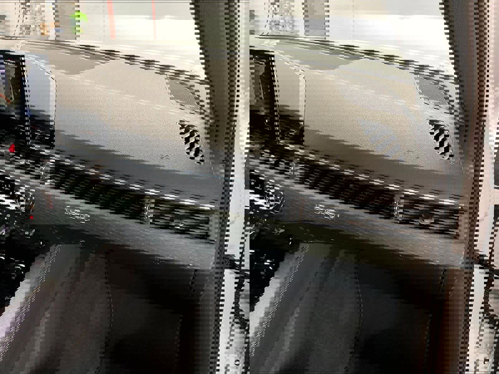 Used 2022 Audi A4 2.0T Premium Plus w/ Premium Plus Package image 17