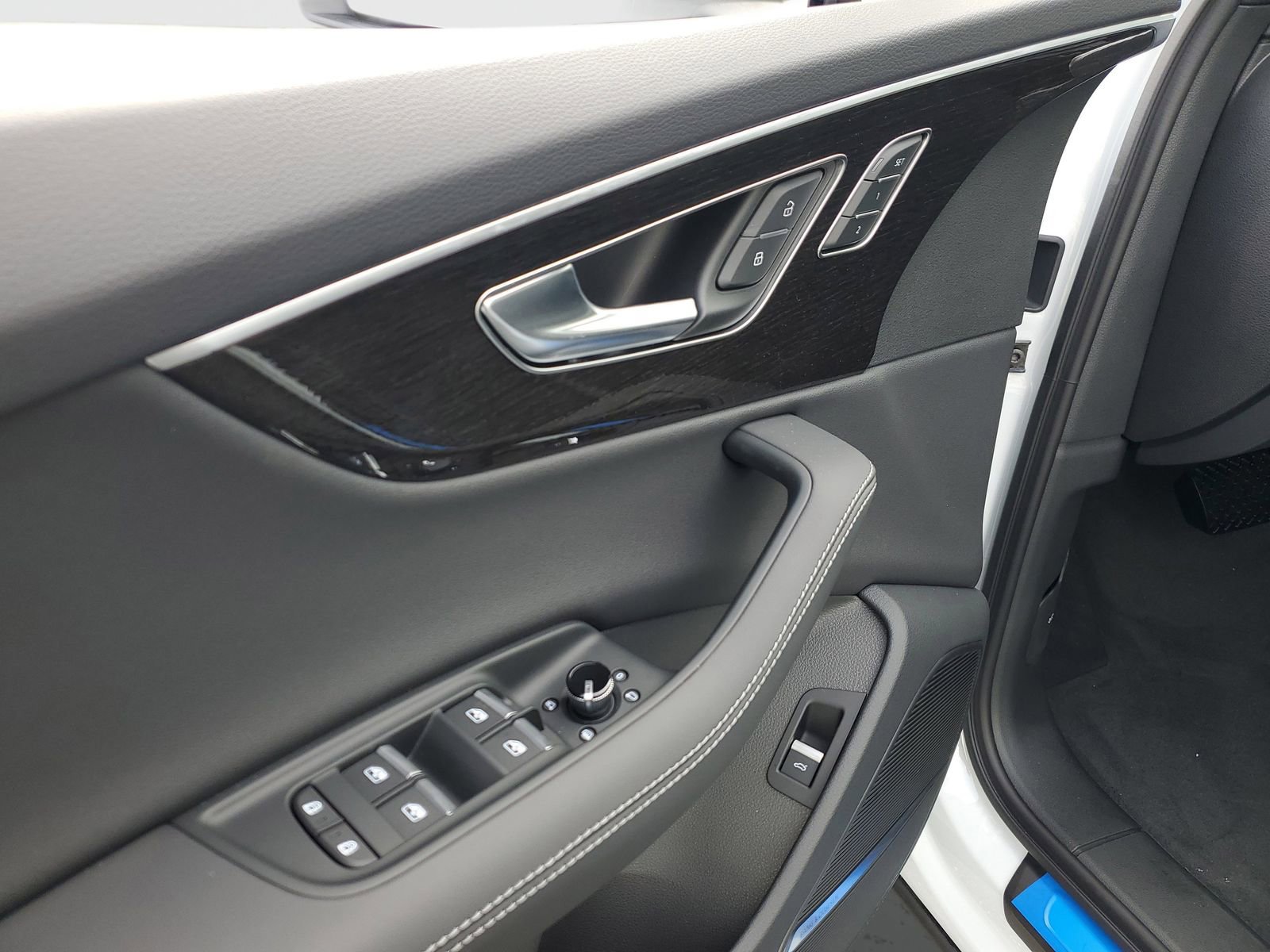 New 2026 Audi Q7 3.0T Premium Plus image 23