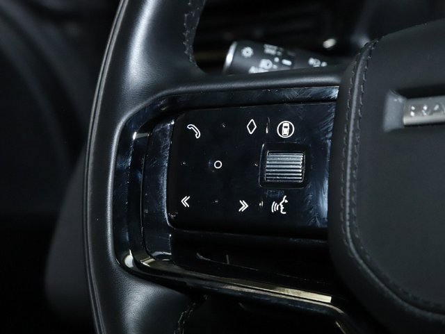 Certified 2025 Land Rover Range Rover Velar Dynamic SE image 23