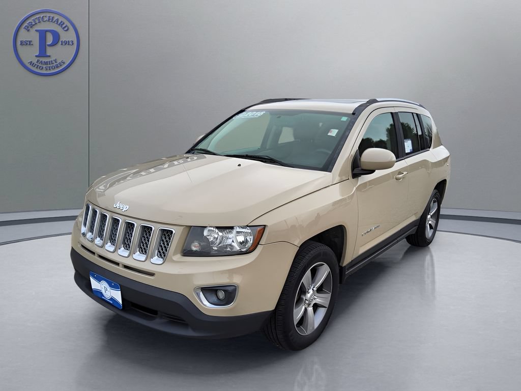 Used 2016 Jeep Compass High Altitude AWD/4WD image 3