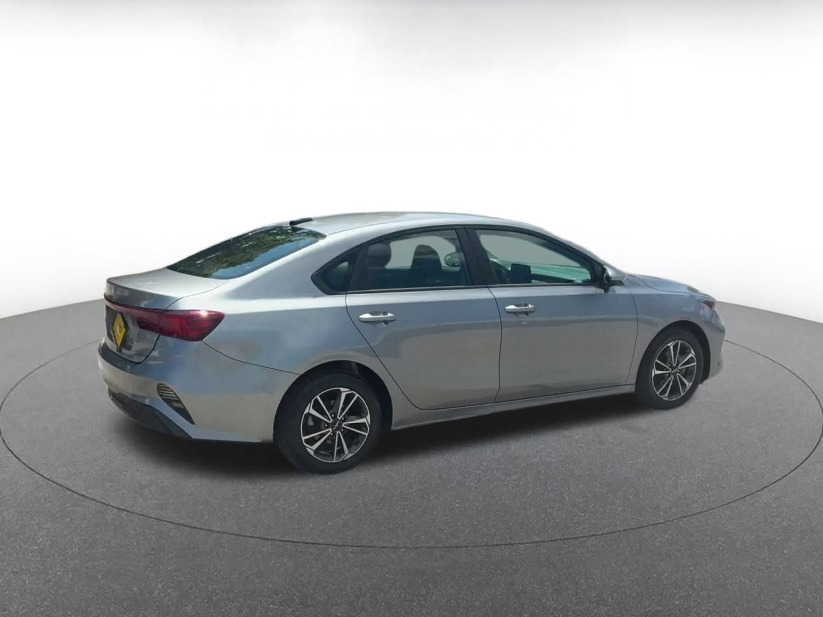 Used 2024 Kia Forte LXS FWD image 14