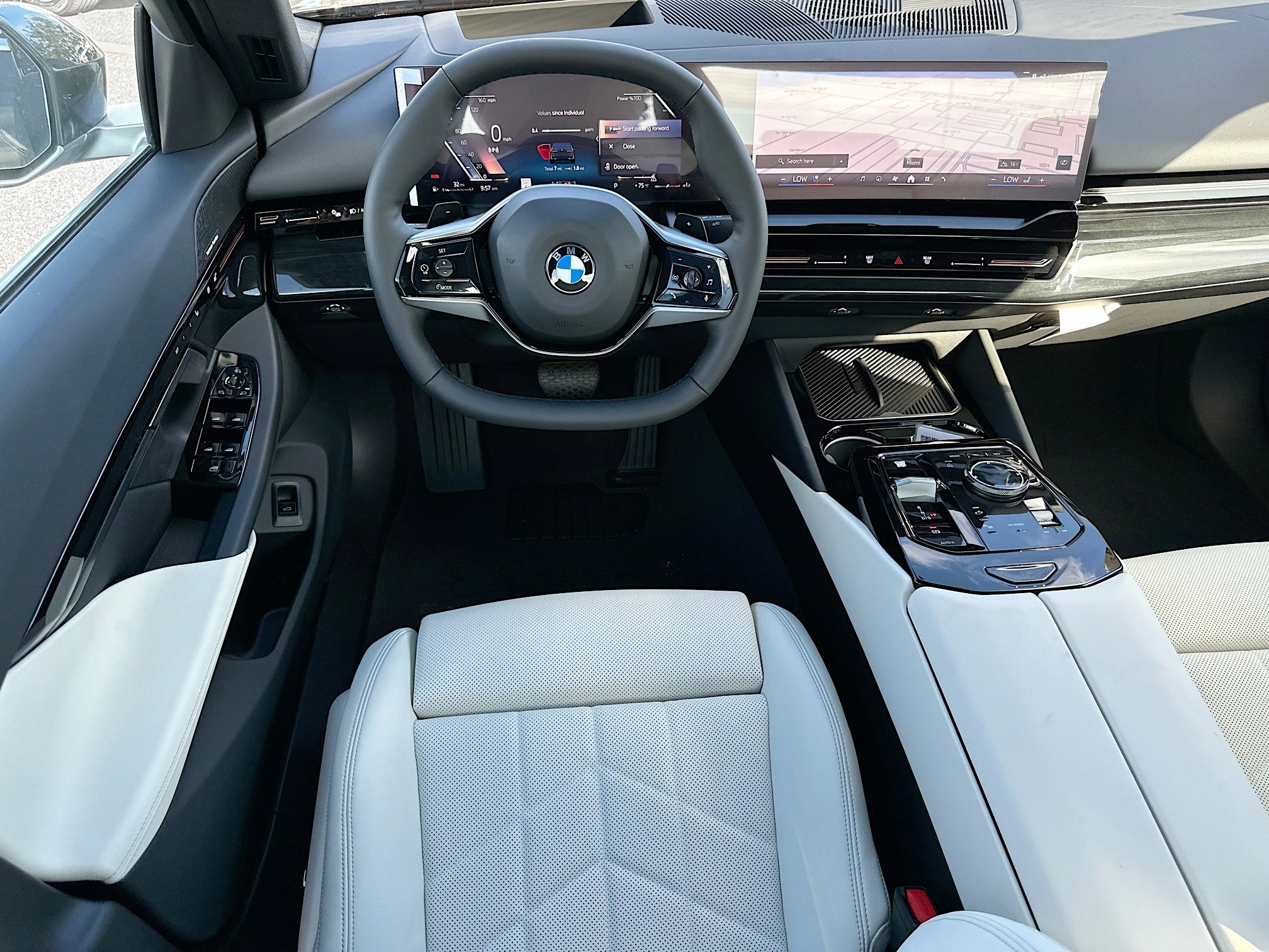 New 2026 BMW 530i w/ Premium Package image 17