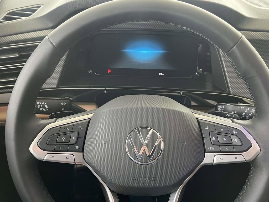 New 2026 Volkswagen Atlas Cross Sport SEL R-Line image 18