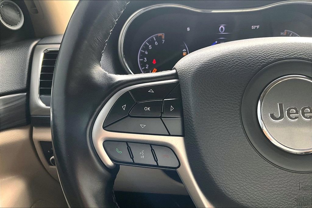 Used 2022 Jeep Grand Cherokee Laredo E image 19