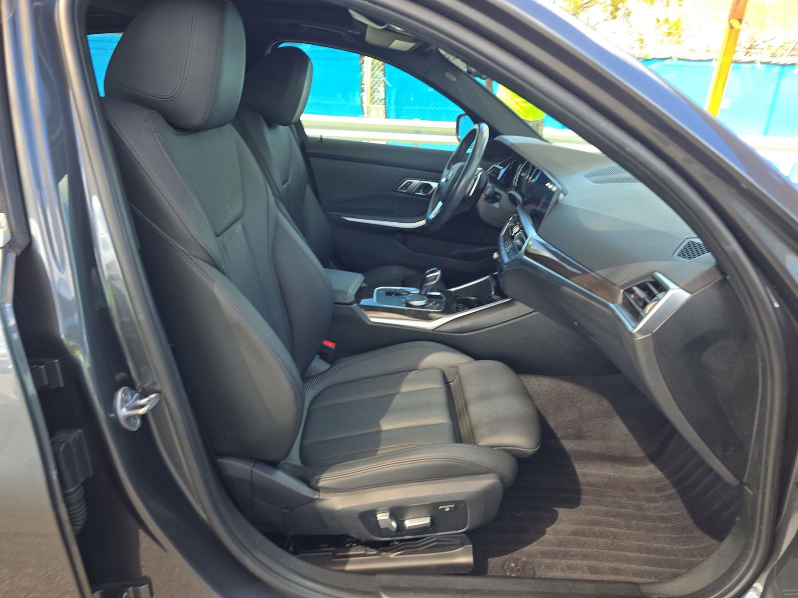 Used 2019 BMW 330i 330i w/ Driving Assistance Package image 11