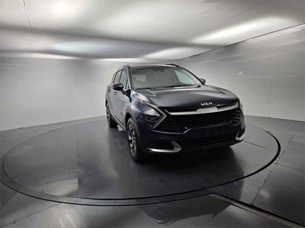 Used 2023 Kia Sportage EX w/ EX Premium Package image 3