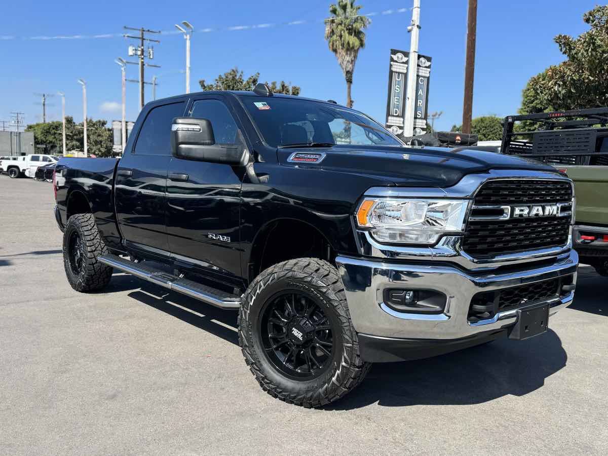Used 2024 RAM 2500 Big Horn w/ Bed Utility Group image 3