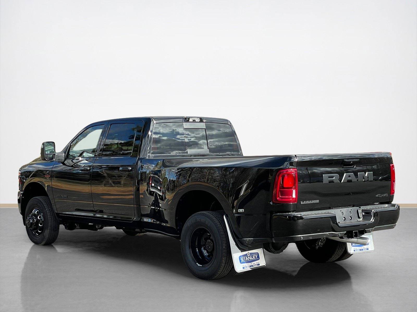 New 2026 RAM 3500 Laramie w/ Night Edition AWD/4WD image 5