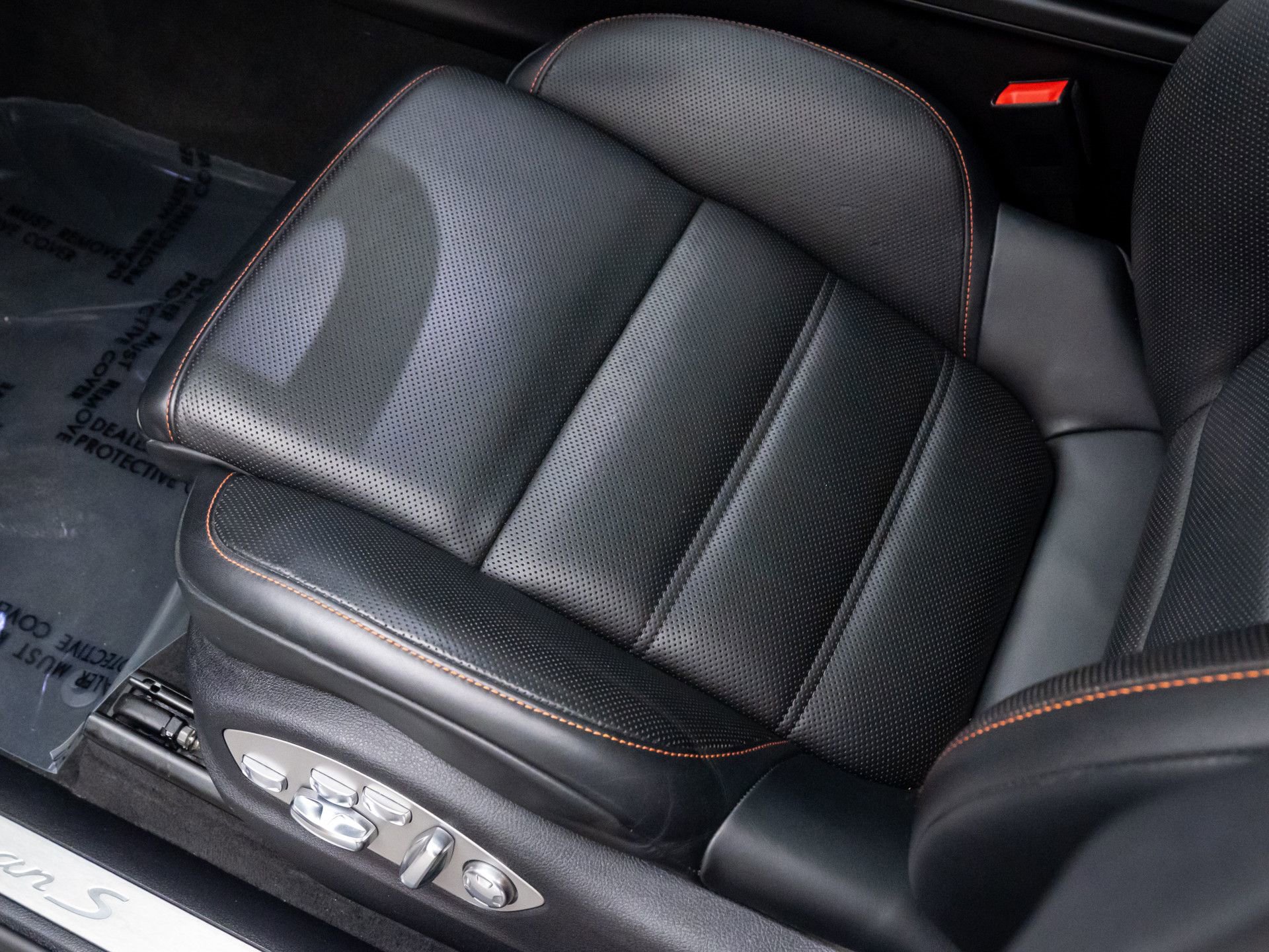 Certified 2023 Porsche Macan S image 15