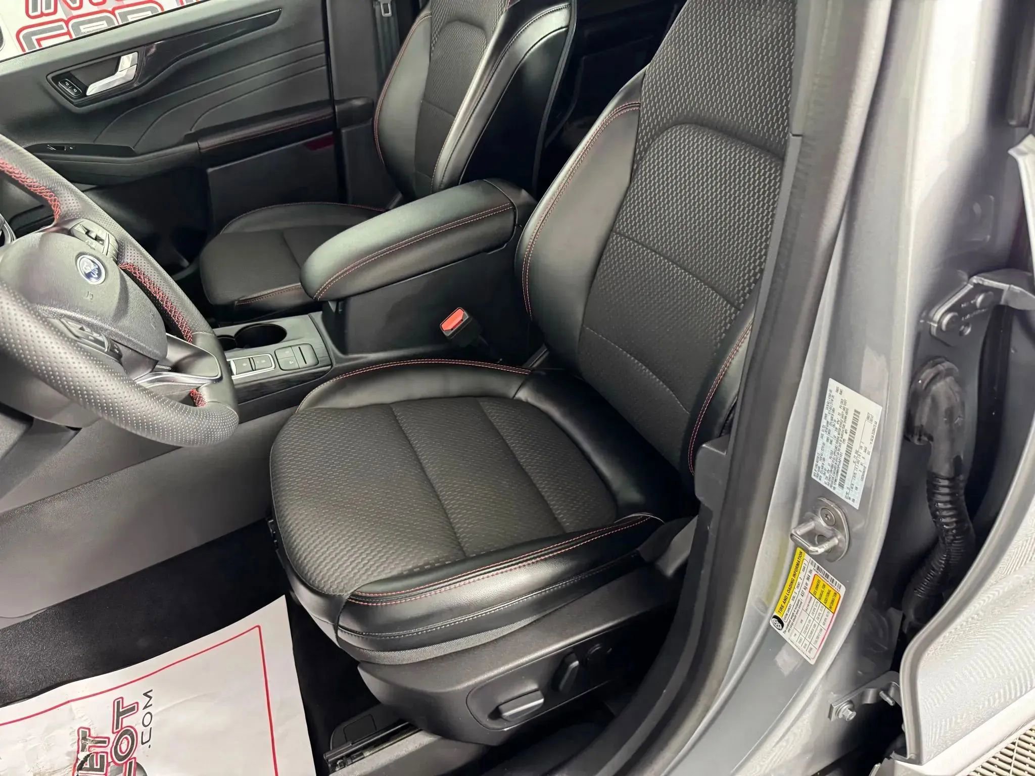 Used 2023 Ford Escape ST-Line image 33