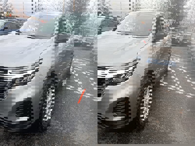 Used 2023 Chevrolet Equinox LS image 12