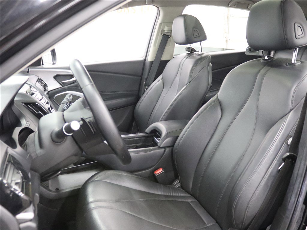 Used 2019 Acura RDX SH-AWD image 8