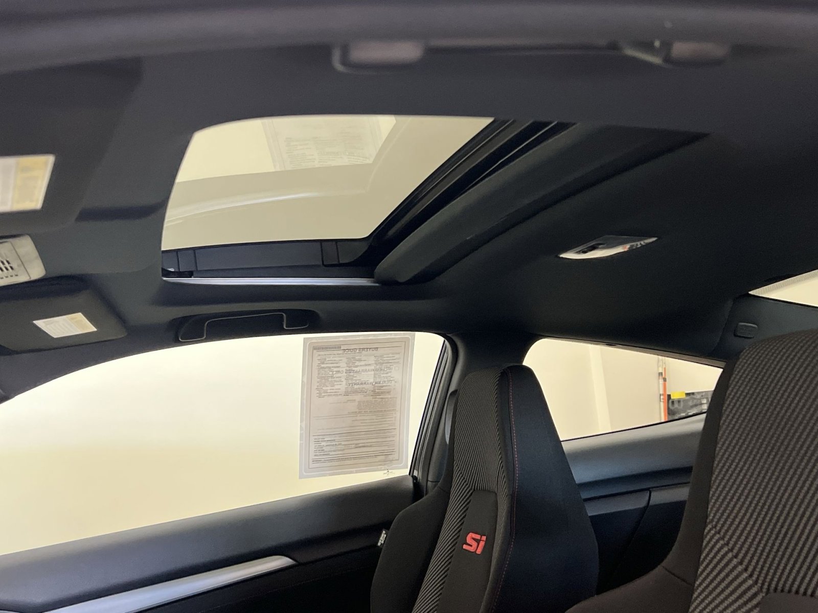 Used 2018 Honda Civic Si image 22