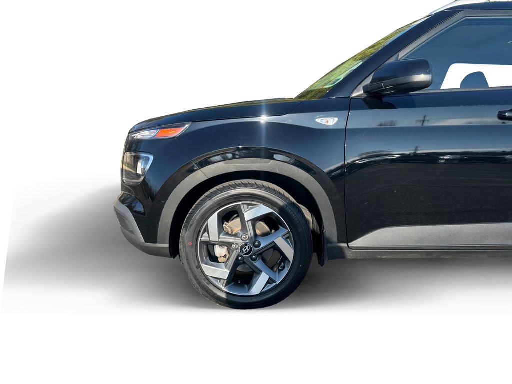 Used 2023 Hyundai Venue SEL image 14