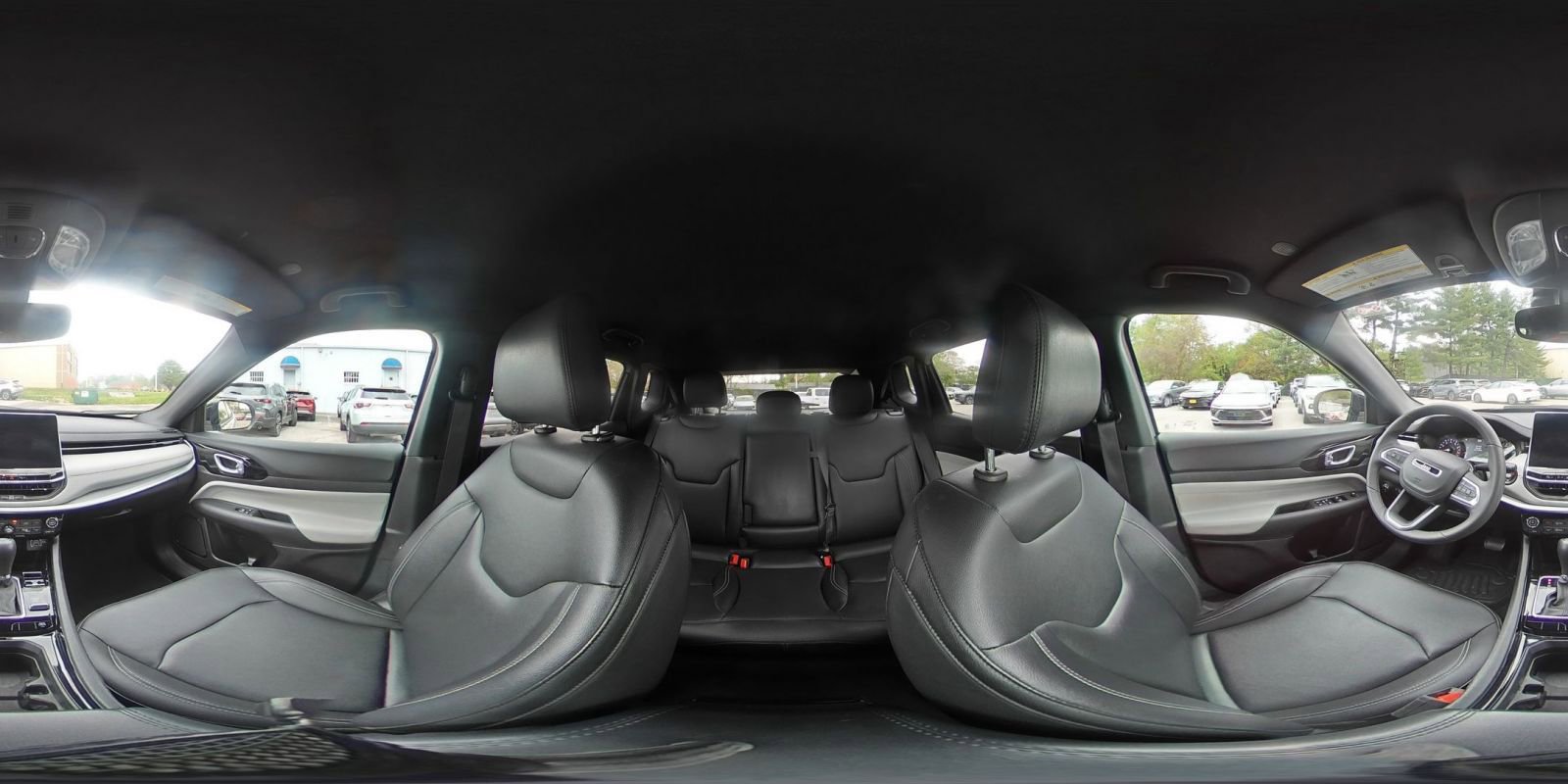 Used 2025 Jeep Compass Trailhawk image 40