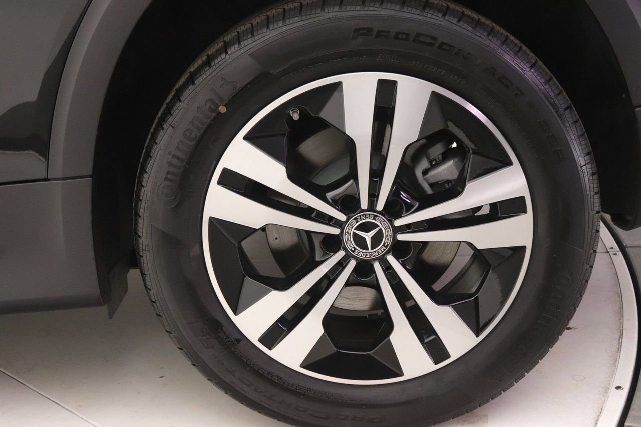 New 2026 Mercedes-Benz GLB 250 image 11