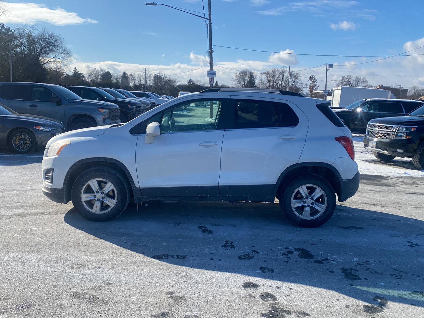 Used 2016 Chevrolet Trax LT w/ LT Convenience Package image 10