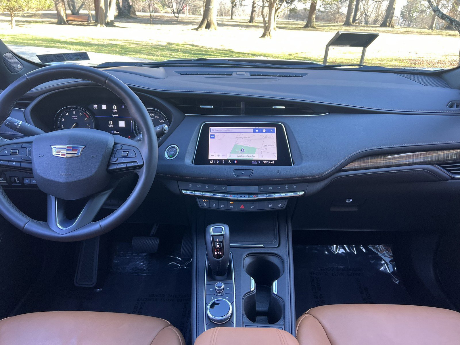 Used 2019 Cadillac XT4 Premium Luxury AWD/4WD image 16