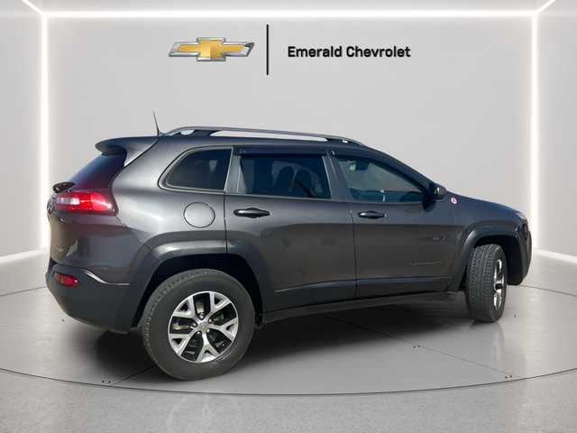 Used 2017 Jeep Cherokee Trailhawk w/ Comfort & Convenience Group AWD/4WD image 7