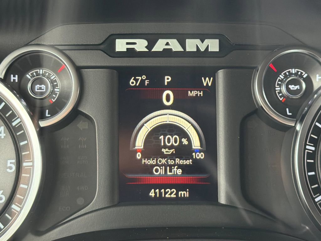 Used 2022 RAM 1500 Big Horn AWD/4WD image 25