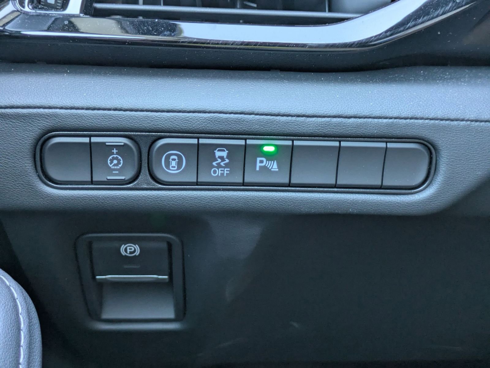 Certified 2025 Acura MDX SH-AWD w/ Technology Package image 18