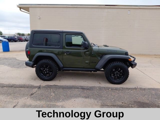 Used 2021 Jeep Wrangler Sport AWD/4WD image 3