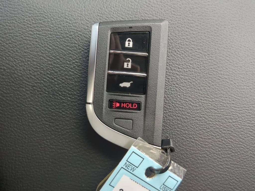 New 2025 Acura Integra Base image 31