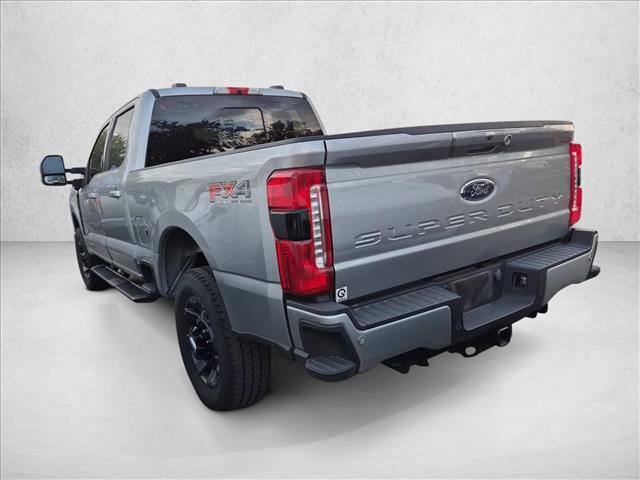 Used 2024 Ford F250 Lariat w/ Sport Appearance Package AWD/4WD image 4