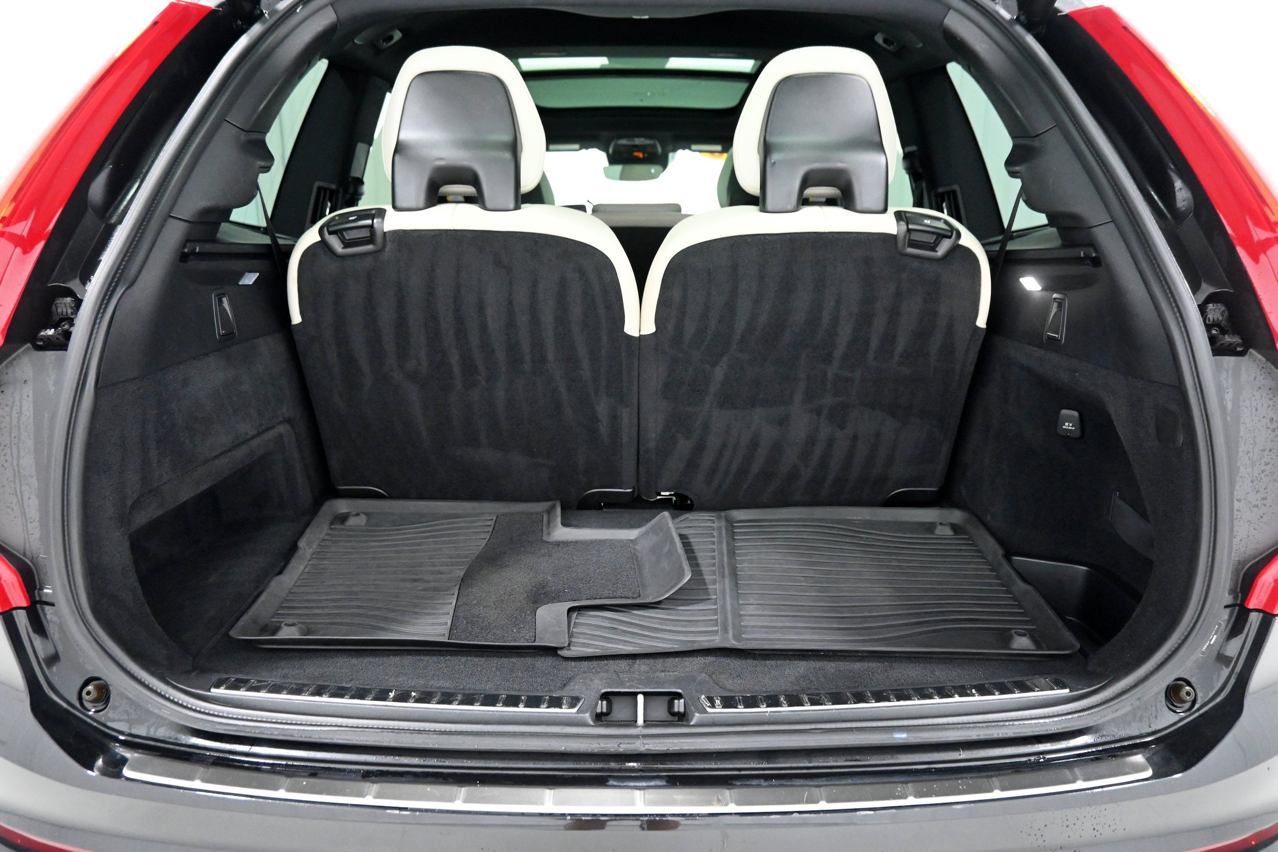 Used 2020 Volvo XC90 T6 R-Design w/ Protection Package Premier AWD/4WD image 36