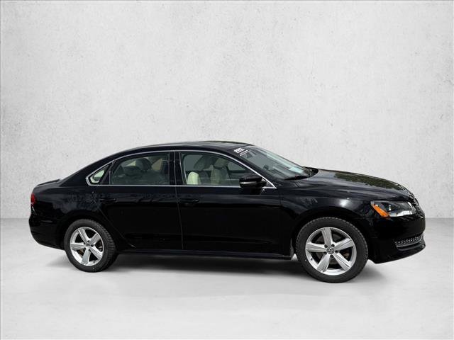Used 2012 Volkswagen Passat 2.5 SE FWD image 4