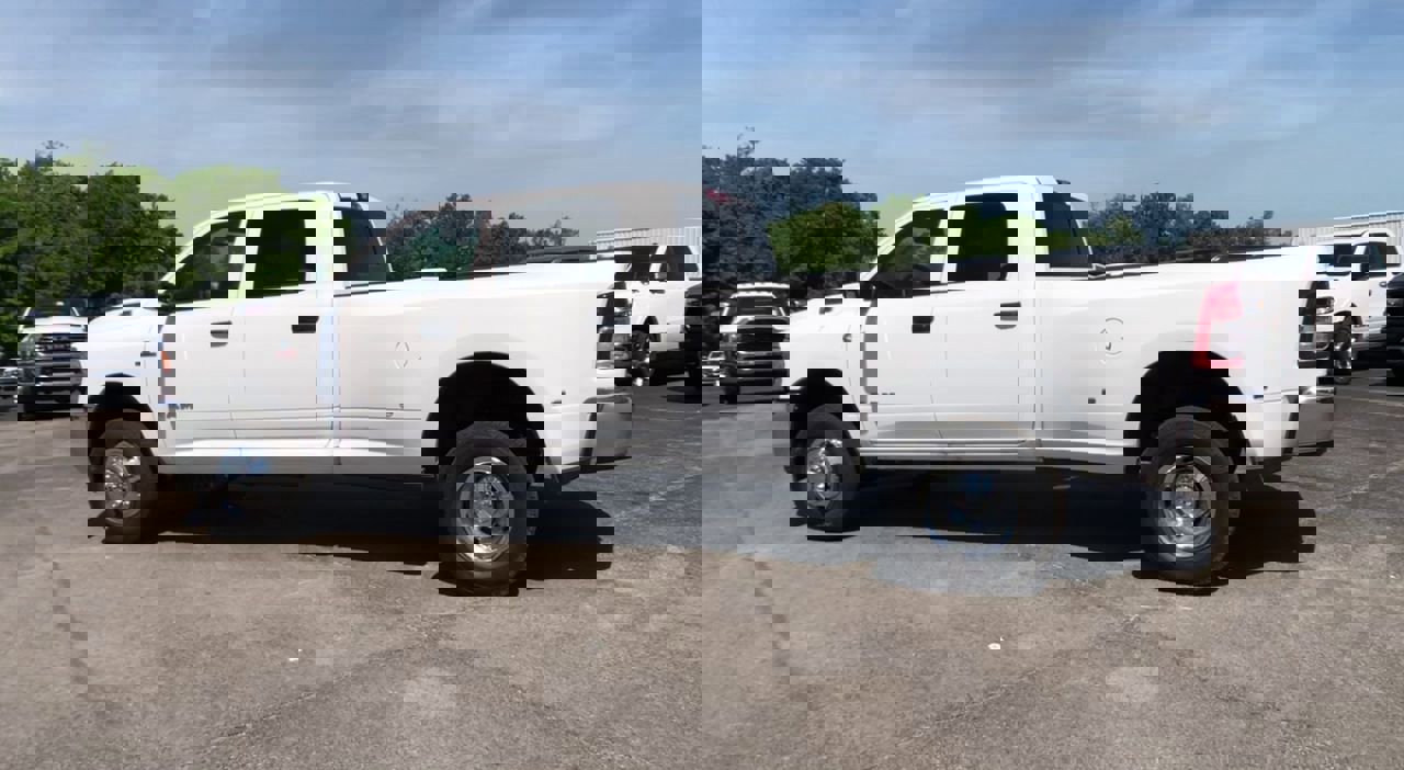 Used 2019 RAM 3500 Tradesman image 6