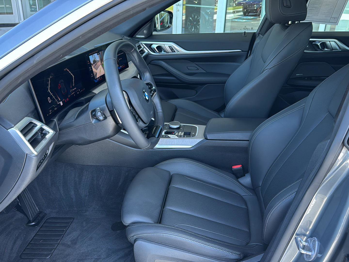 Used 2025 BMW 430i xDrive w/ Premium Package image 8