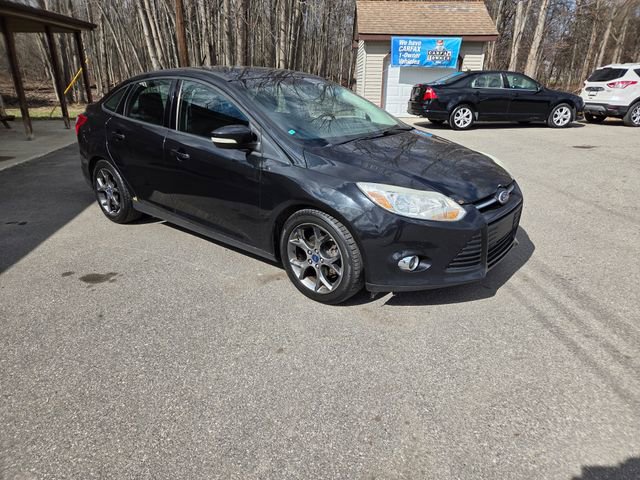 Used 2014 Ford Focus SE w/ Equipment Group 201A image 8