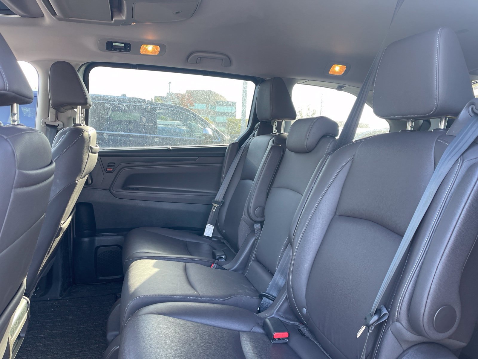 Used 2024 Honda Odyssey Touring image 4
