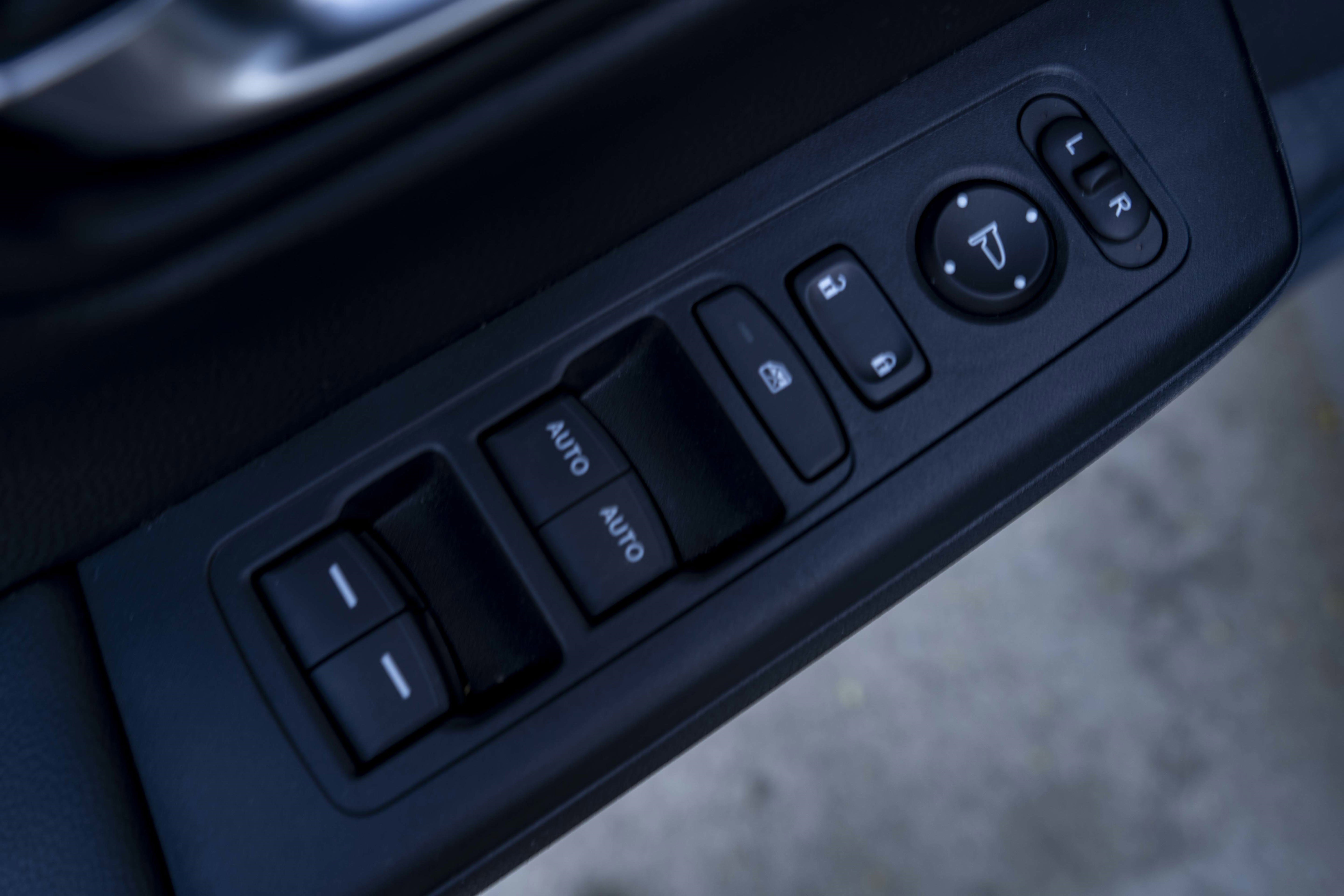 Certified 2023 Honda CR-V EX image 34