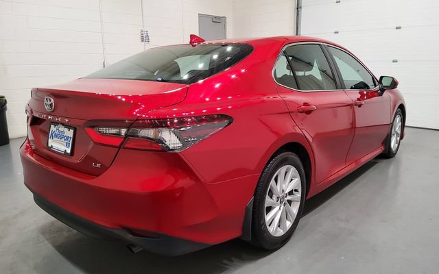 Used 2023 Toyota Camry LE FWD image 7
