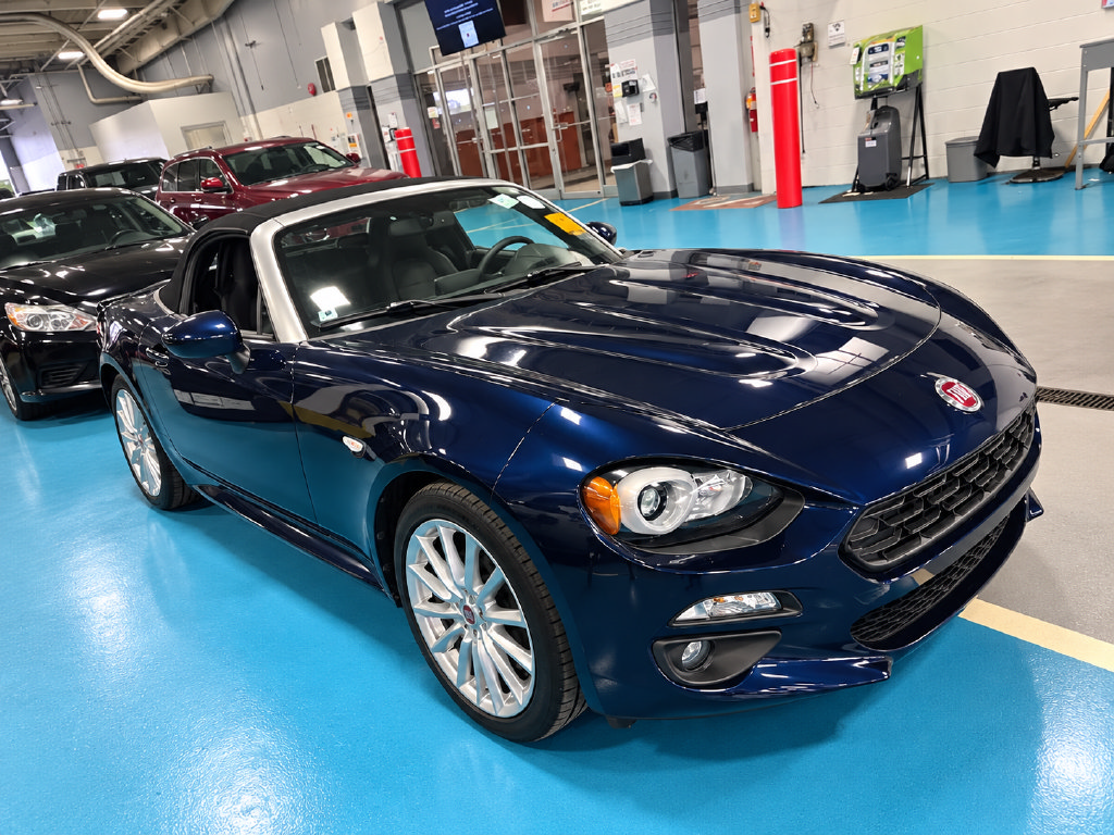 Used 2018 FIAT 124 Spider Lusso w/ Convenience Group