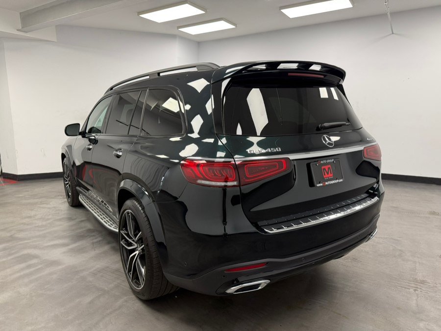 Used 2022 Mercedes-Benz GLS 450 4MATIC w/ AMG Line Exterior image 4