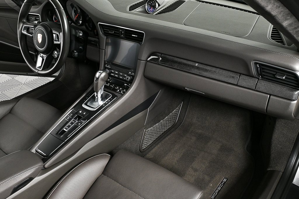 Certified 2017 Porsche 911 Turbo S image 21