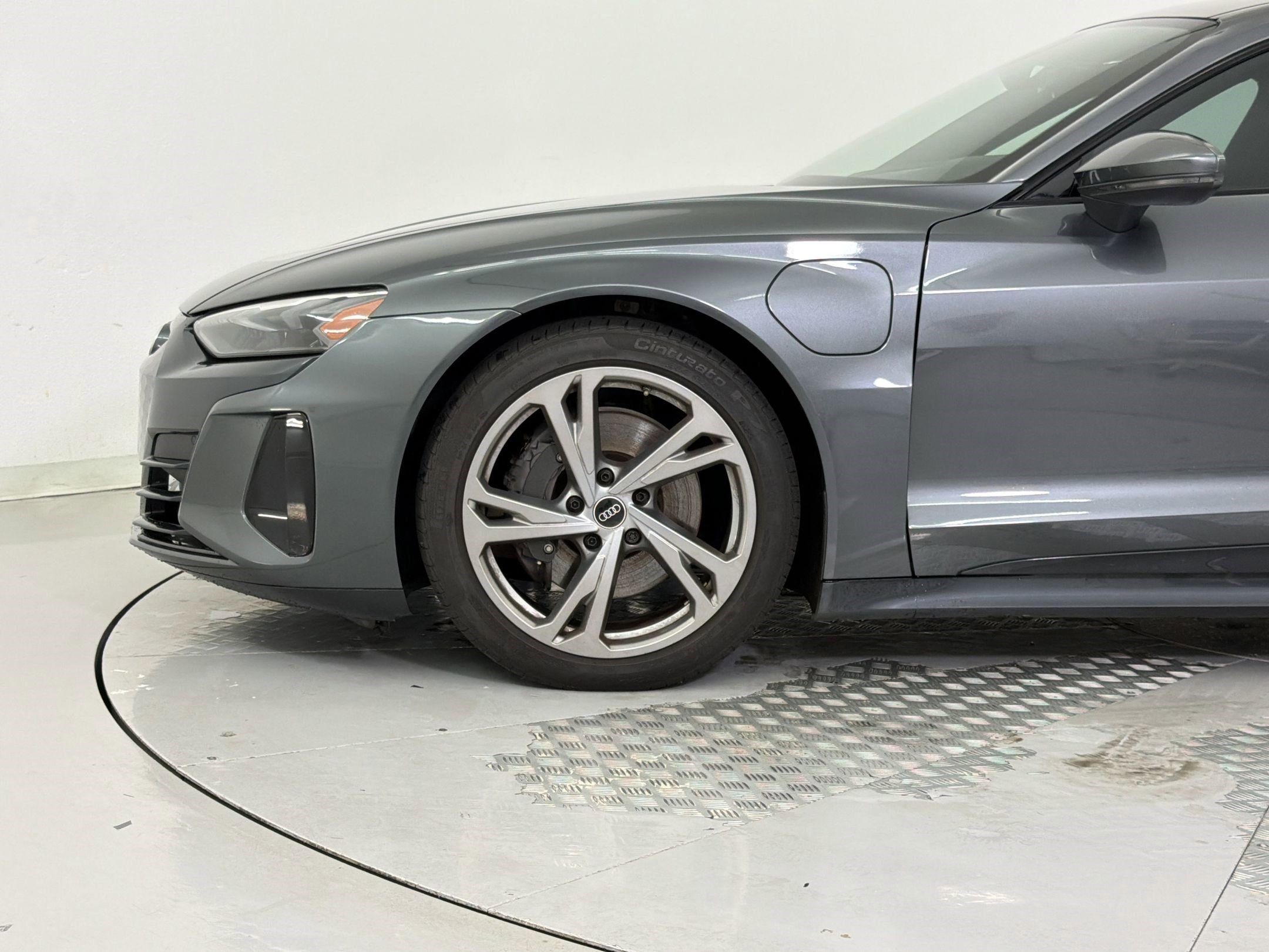 Used 2023 Audi e-tron GT Premium Plus AWD/4WD image 16