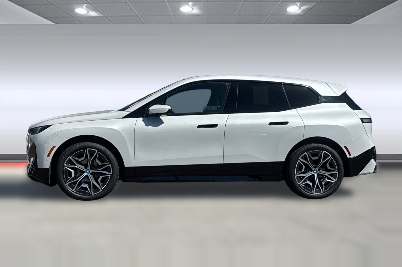 Certified 2024 BMW iX xDrive50 w/ Sport Package AWD/4WD image 2