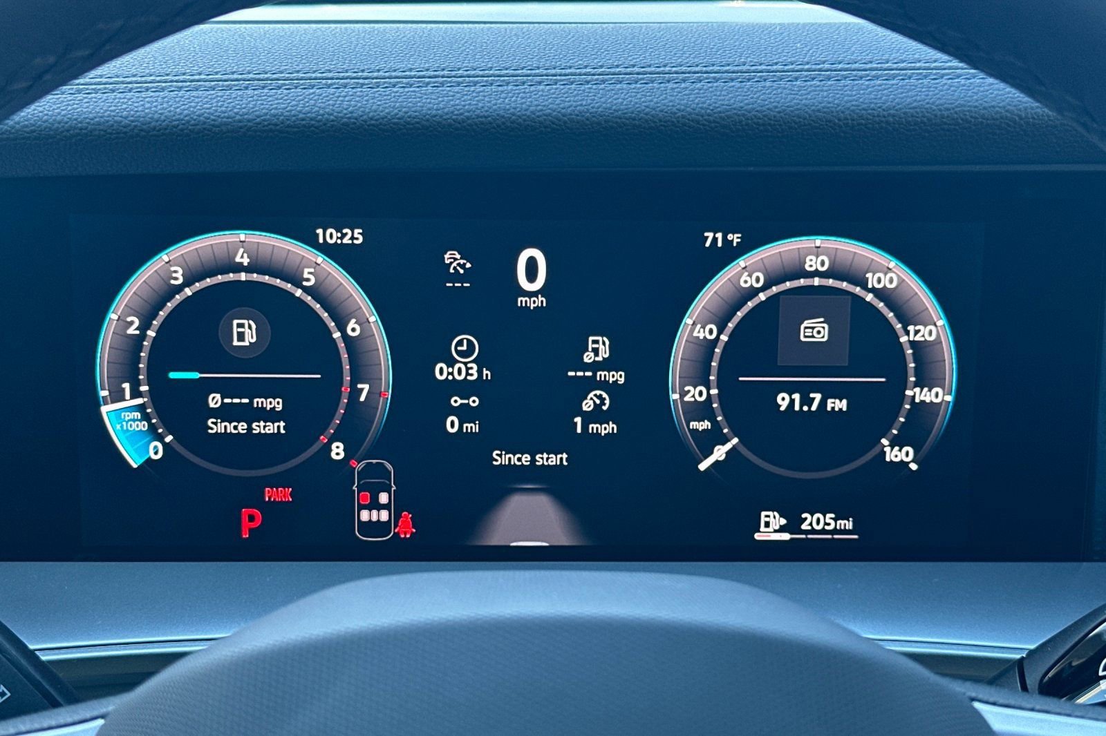 New 2026 Volkswagen Tiguan SE R-Line image 22