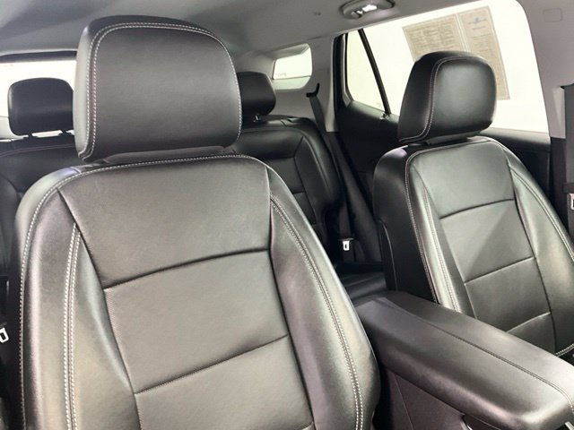 Used 2024 GMC Terrain SLT AWD/4WD image 14