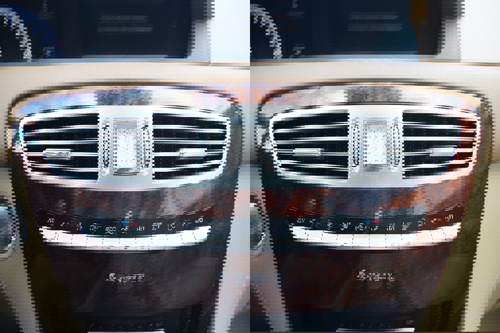 Used 2013 Mercedes-Benz CL 550 4MATIC image 40