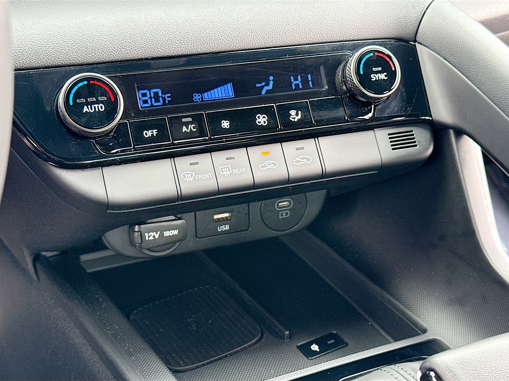 Certified 2025 Hyundai Elantra Sport FWD image 10