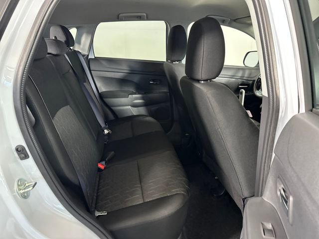 Used 2025 Mitsubishi Outlander Sport LE image 27