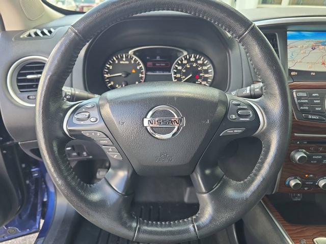 Used 2019 Nissan Pathfinder Platinum image 28