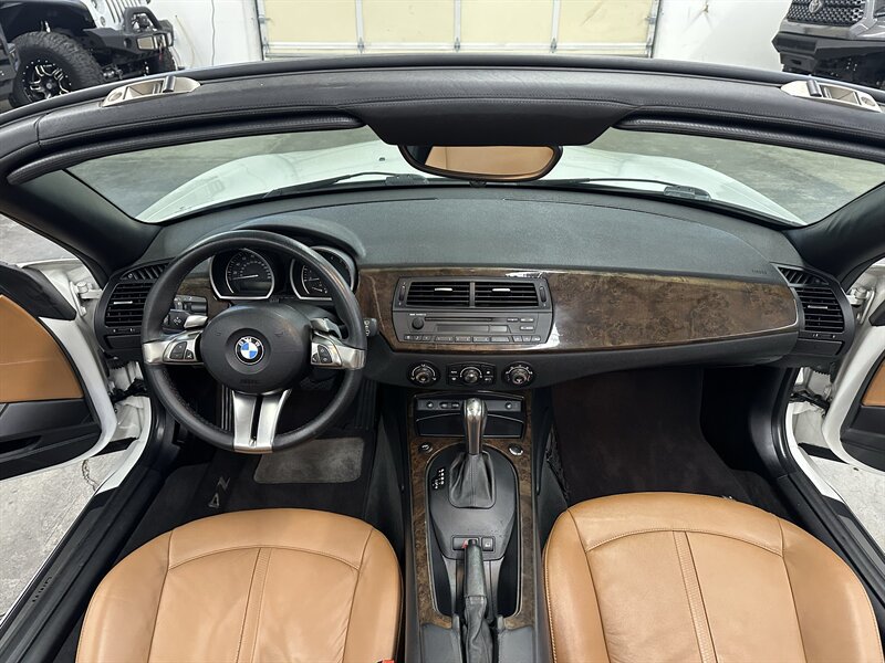 Used 2007 BMW Z4 3.0si RWD image 14