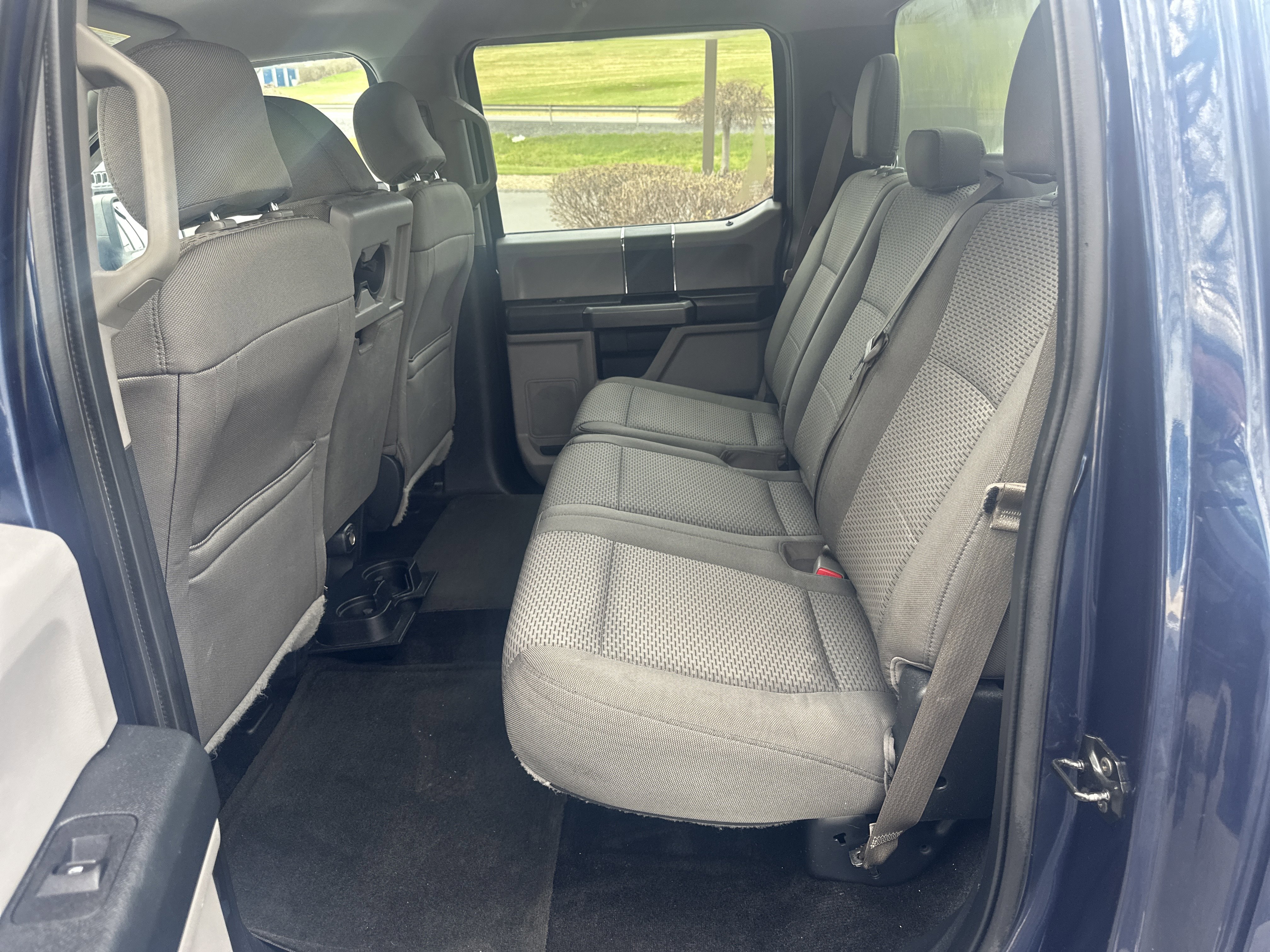 Used 2015 Ford F150 XLT AWD/4WD image 13