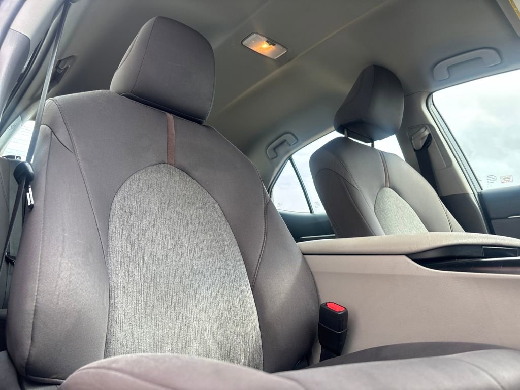 Used 2018 Toyota Camry LE w/ Convenience Package image 24